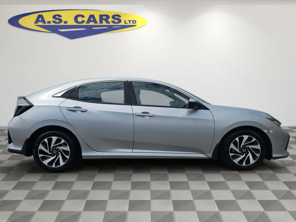 Honda Civic 5DR 1.6 I-DTEC SMART 5DR ** LOW MILEAG - Image 4