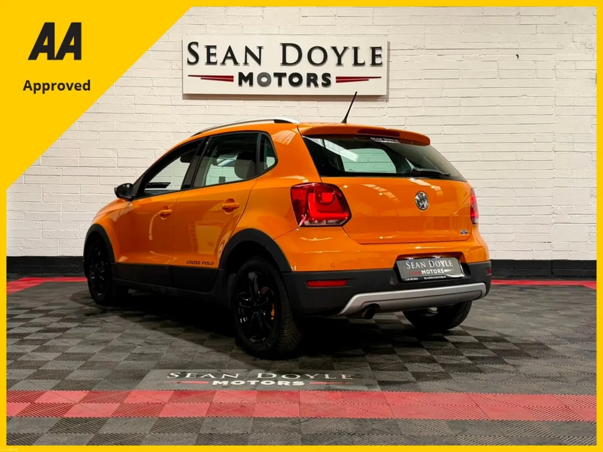 Volkswagen Polo 2013 Volkswagen Polo Cross 1.2 Aut - Image 6