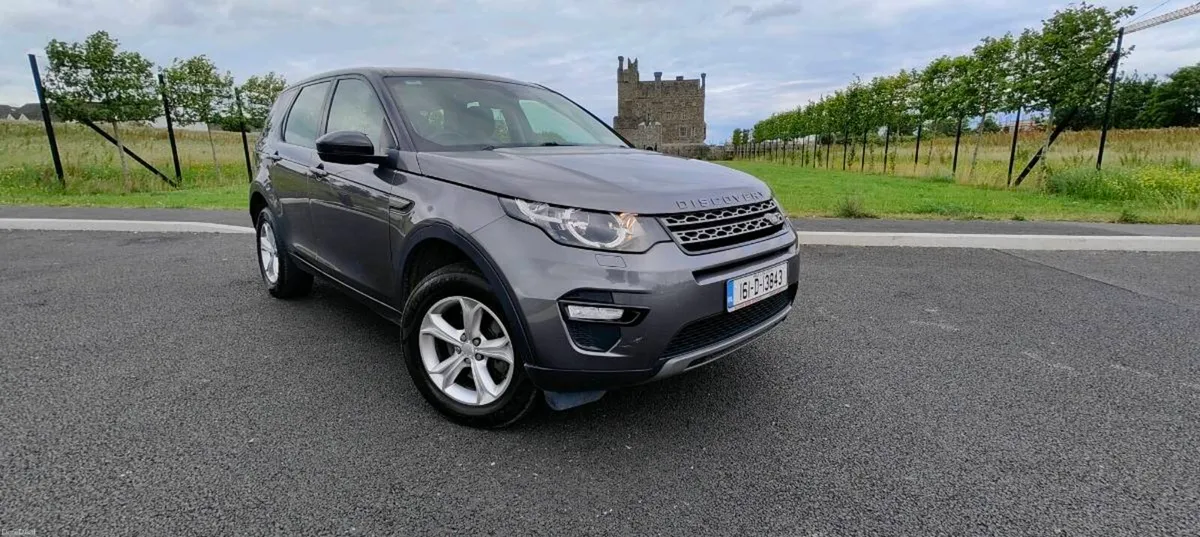 2016 Land Rover Discover Sport - Image 1
