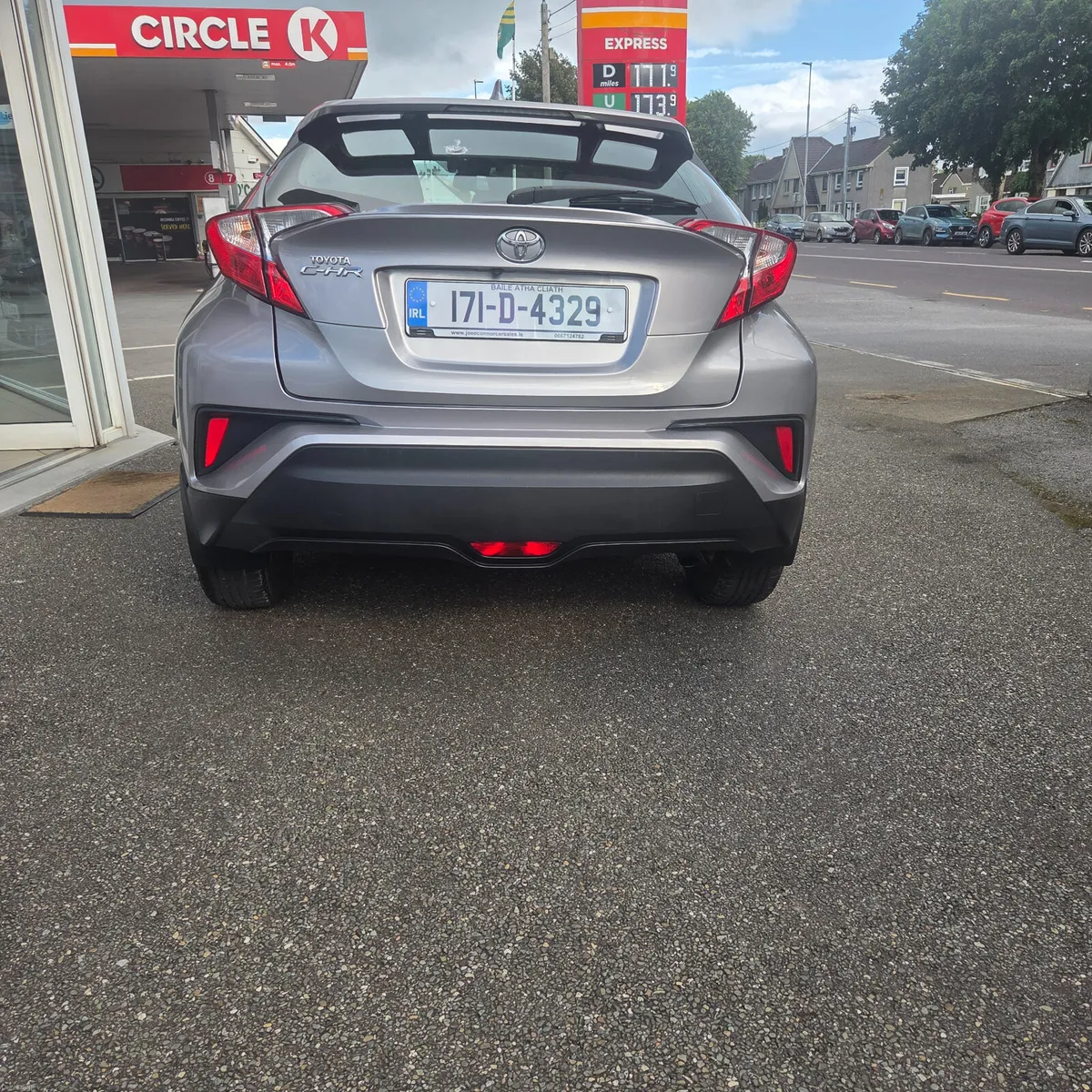 Toyota C-HR 2017 1.2 Petrol Luna - Image 6