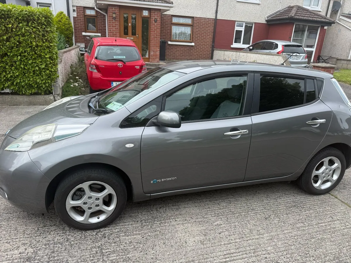 Nissan Leaf 2015 - Image 1