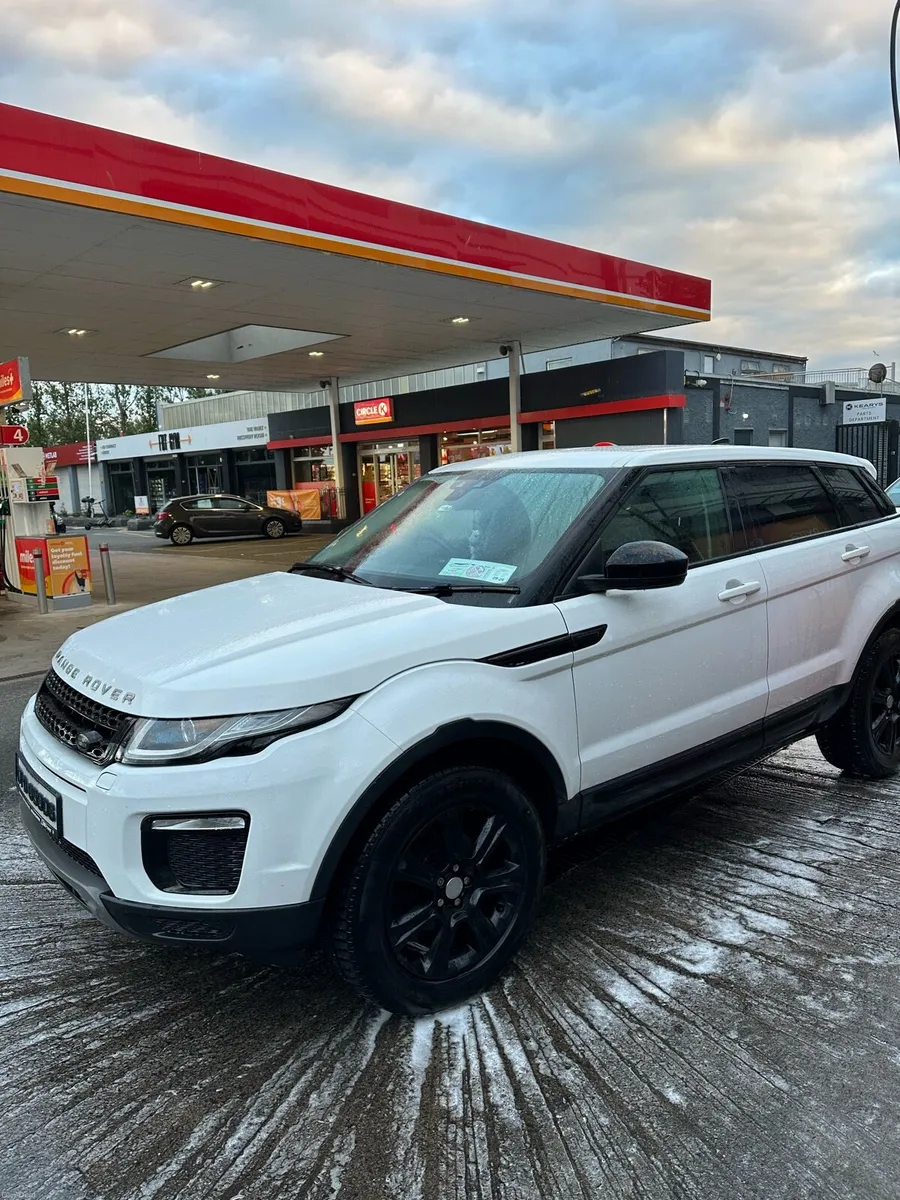 Range Rover Evoque - Image 1