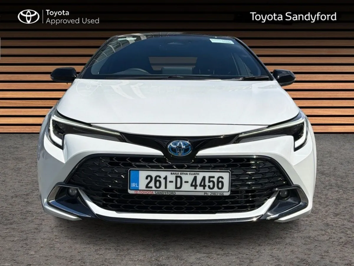 Toyota Corolla LUNA SPORT HATCHBACK // AIR CON // - Image 5