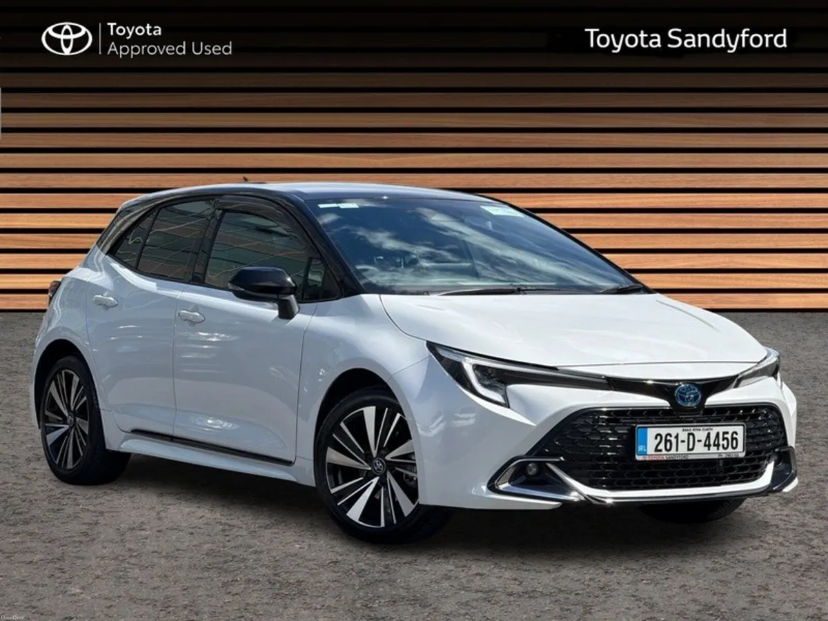 Toyota Corolla LUNA SPORT HATCHBACK // AIR CON // - Image 1