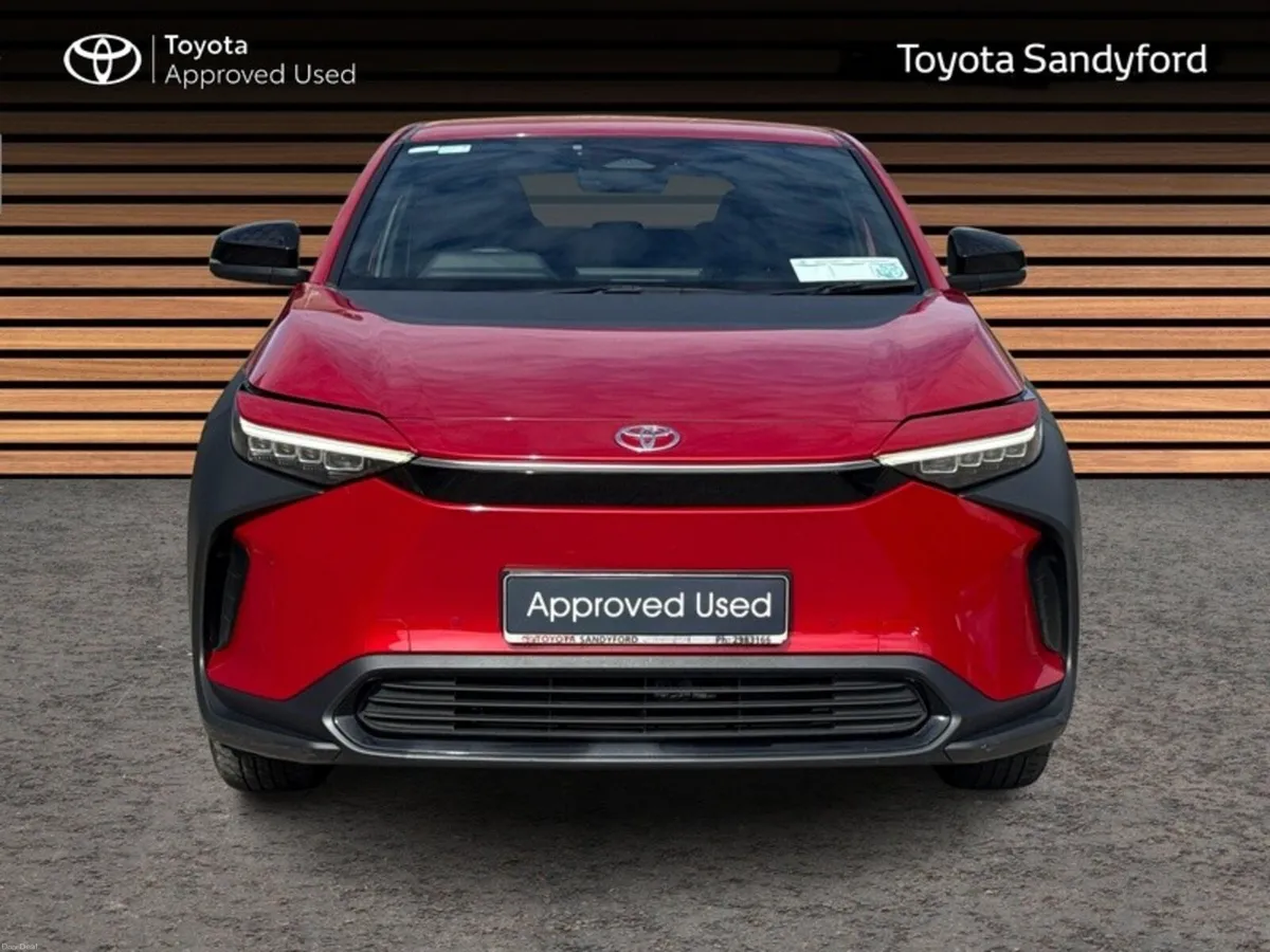 Toyota bZ4X SPORT EV AUTOMATIC // HEATED SEATS & S - Image 5