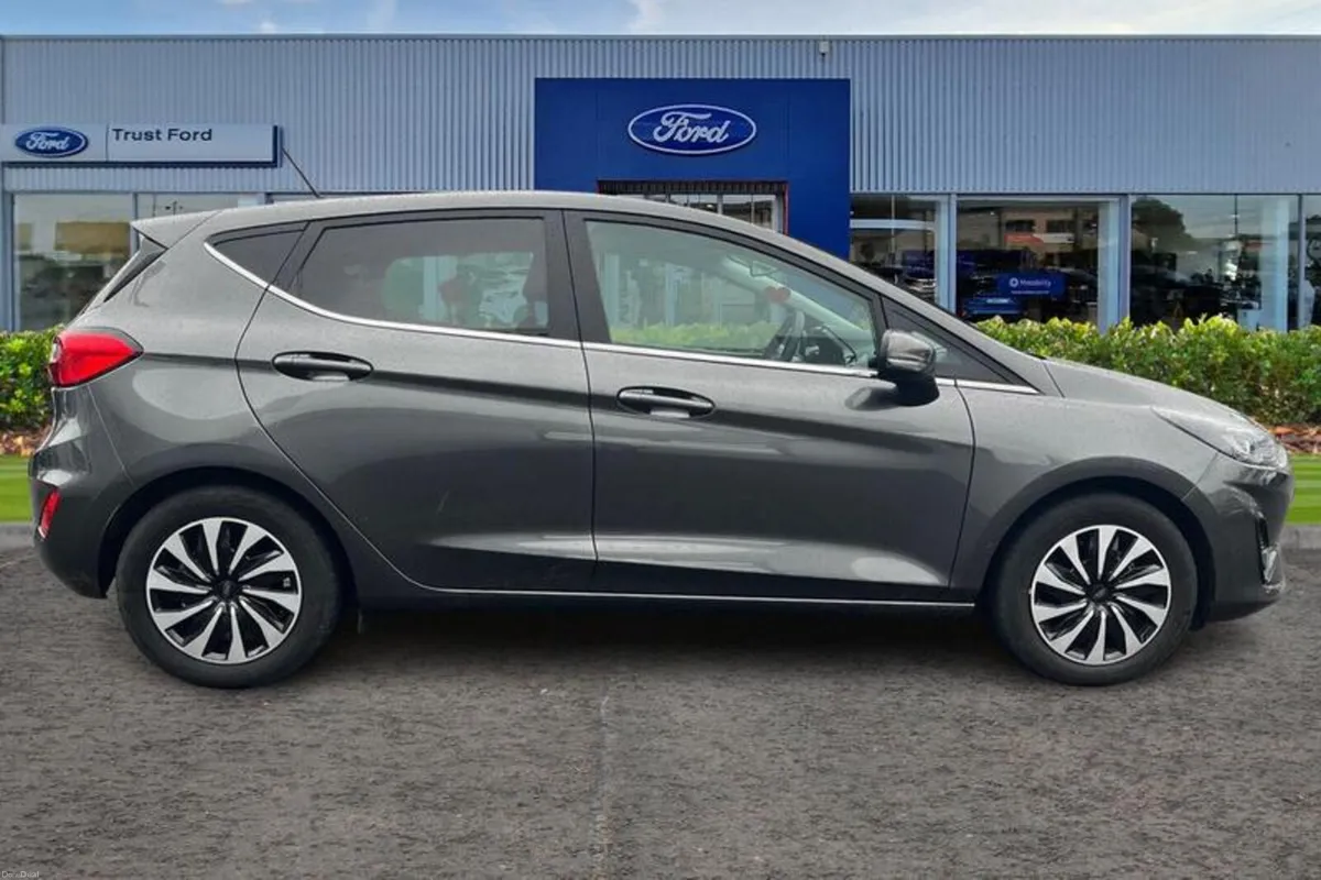 Ford Fiesta Titanium - Image 3