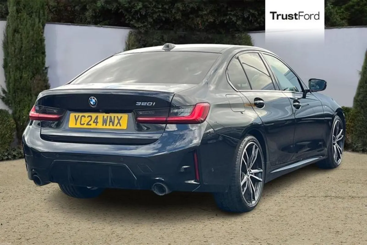 BMW 3-Series M Sport - Image 4