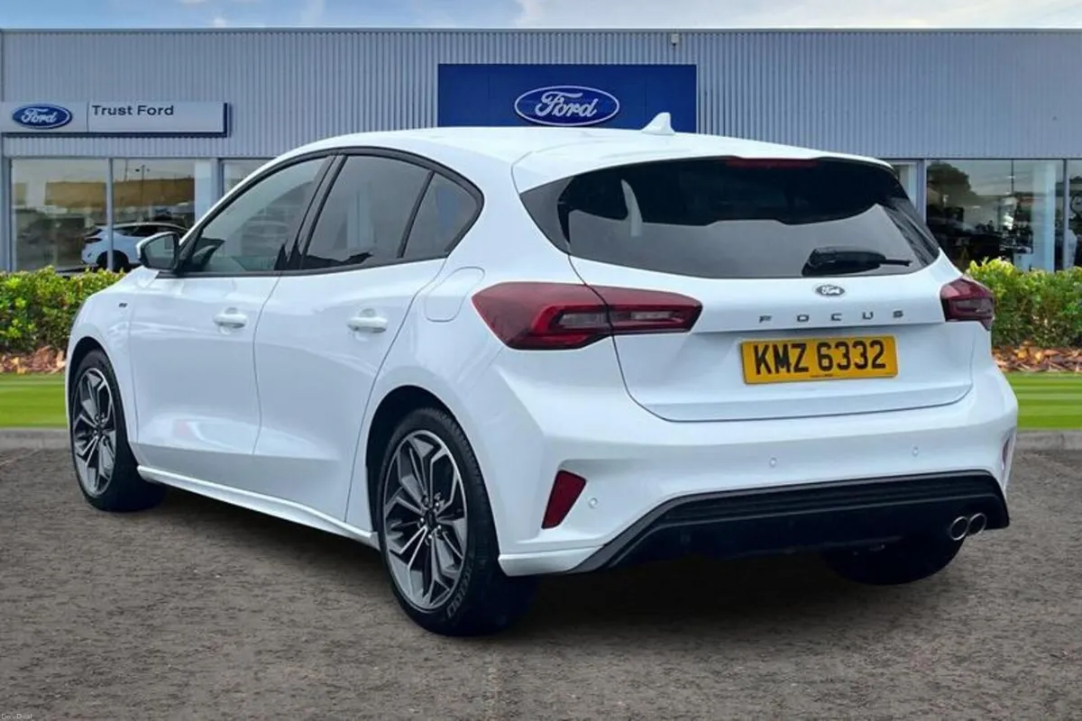 Ford Focus ST-Line X - Image 2