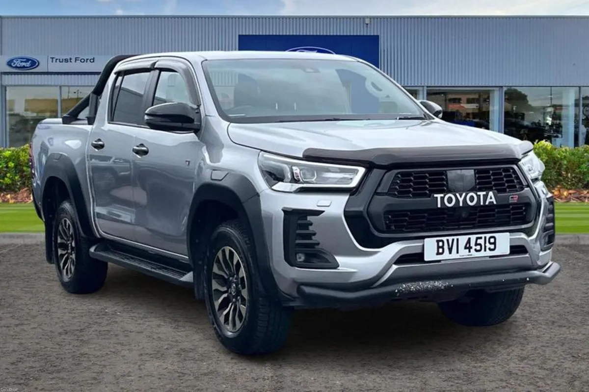 Toyota Hilux GR SPORT AUTO 2.8 D-4D Euro 6 204ps 4 - Image 1