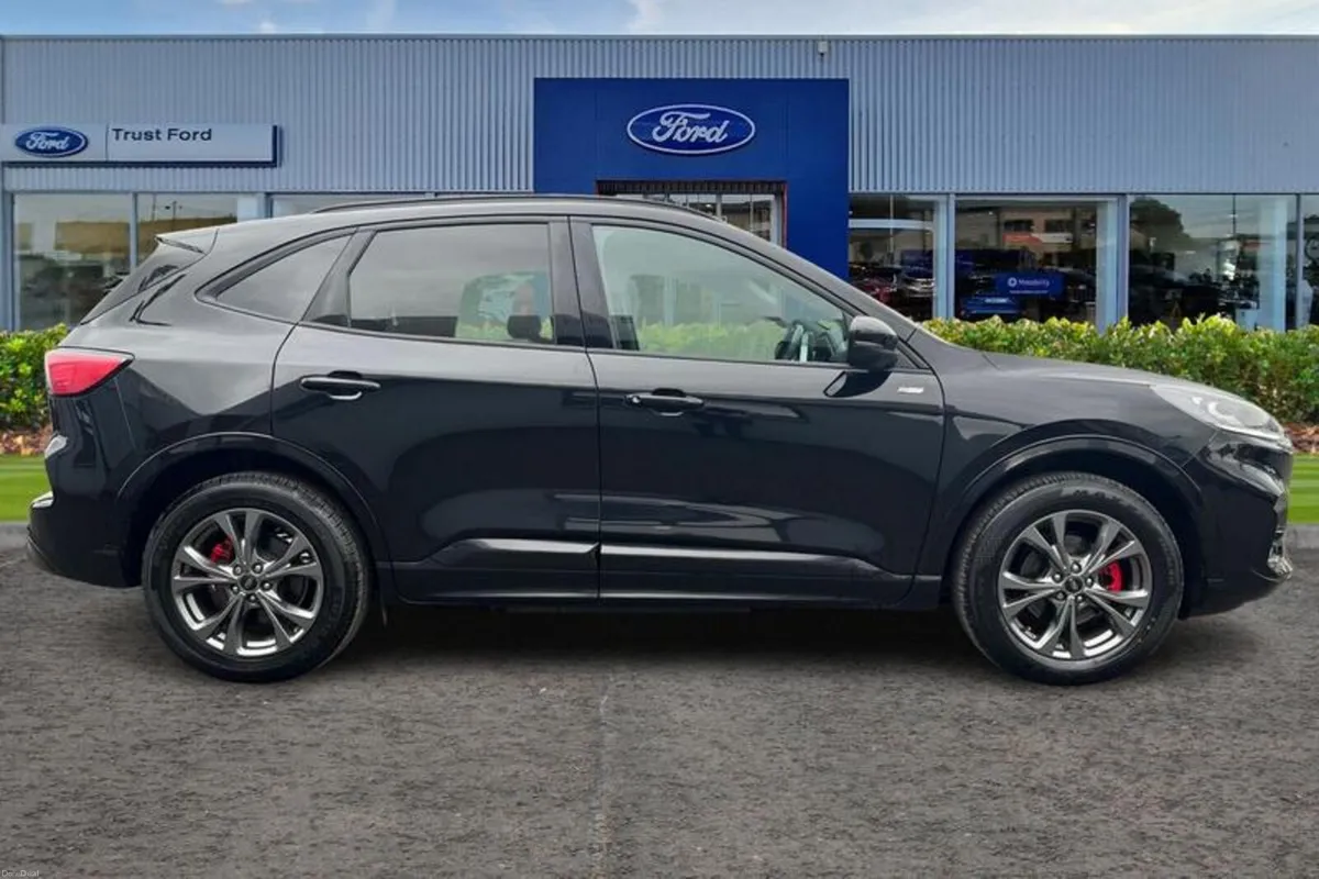 Ford Kuga ST-Line Edition - Image 3