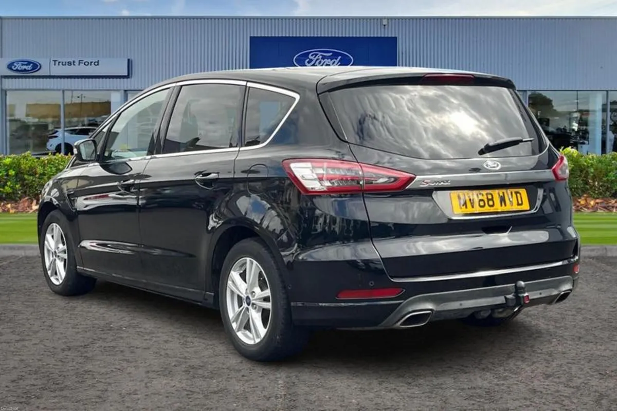 Ford S-Max Titanium - Image 2