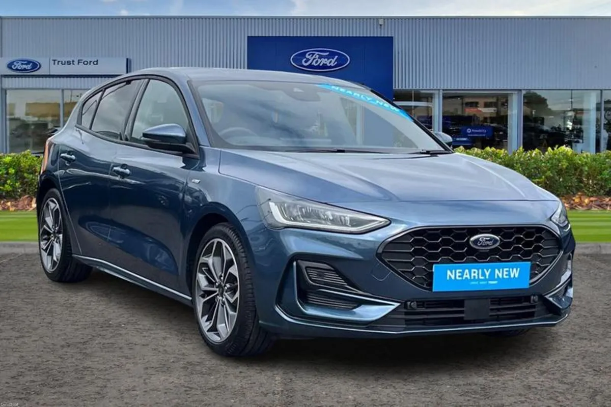Ford Focus ST-Line X - Image 1