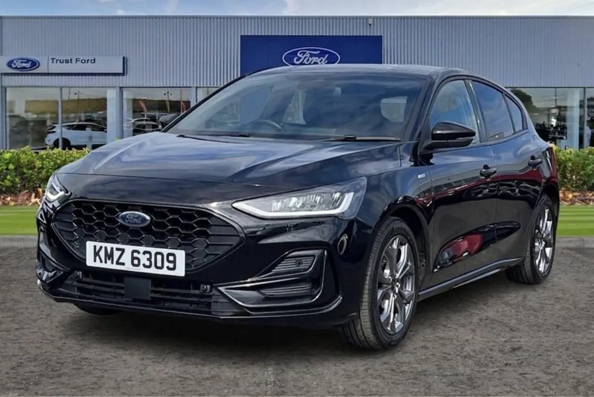Ford Focus 1.0 EcoBoost Hybrid mHEV ST-Line 5dr - - Image 5