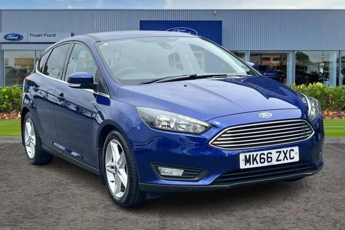 Ford Focus Zetec - Image 1