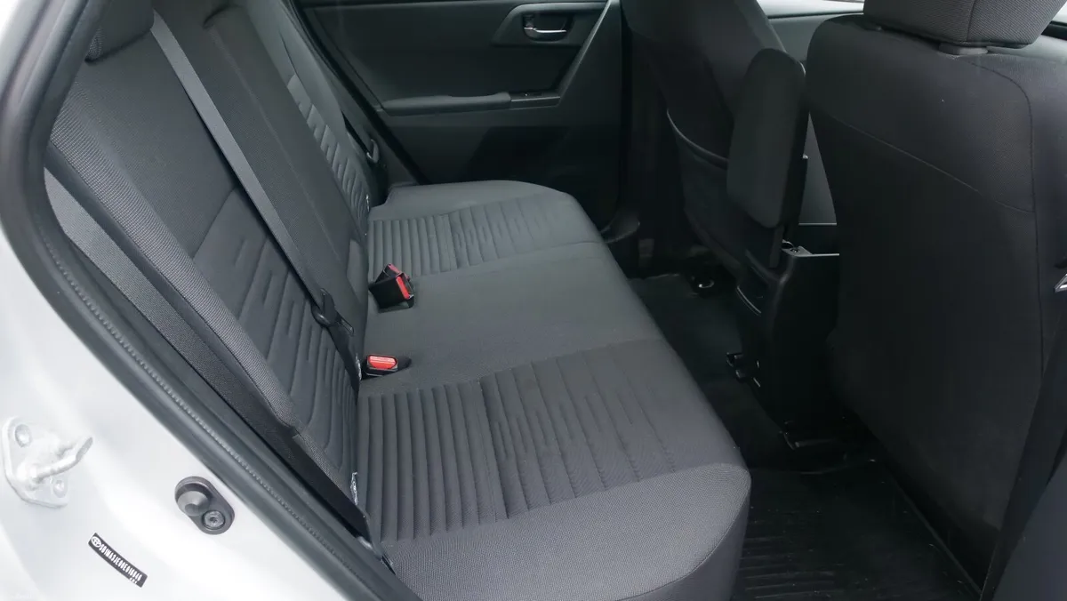 Toyota Auris 2016 - Image 4