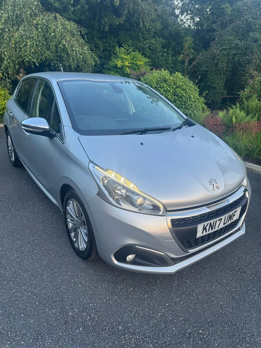 Peugeot 208 Allure Top Spec - Image 3