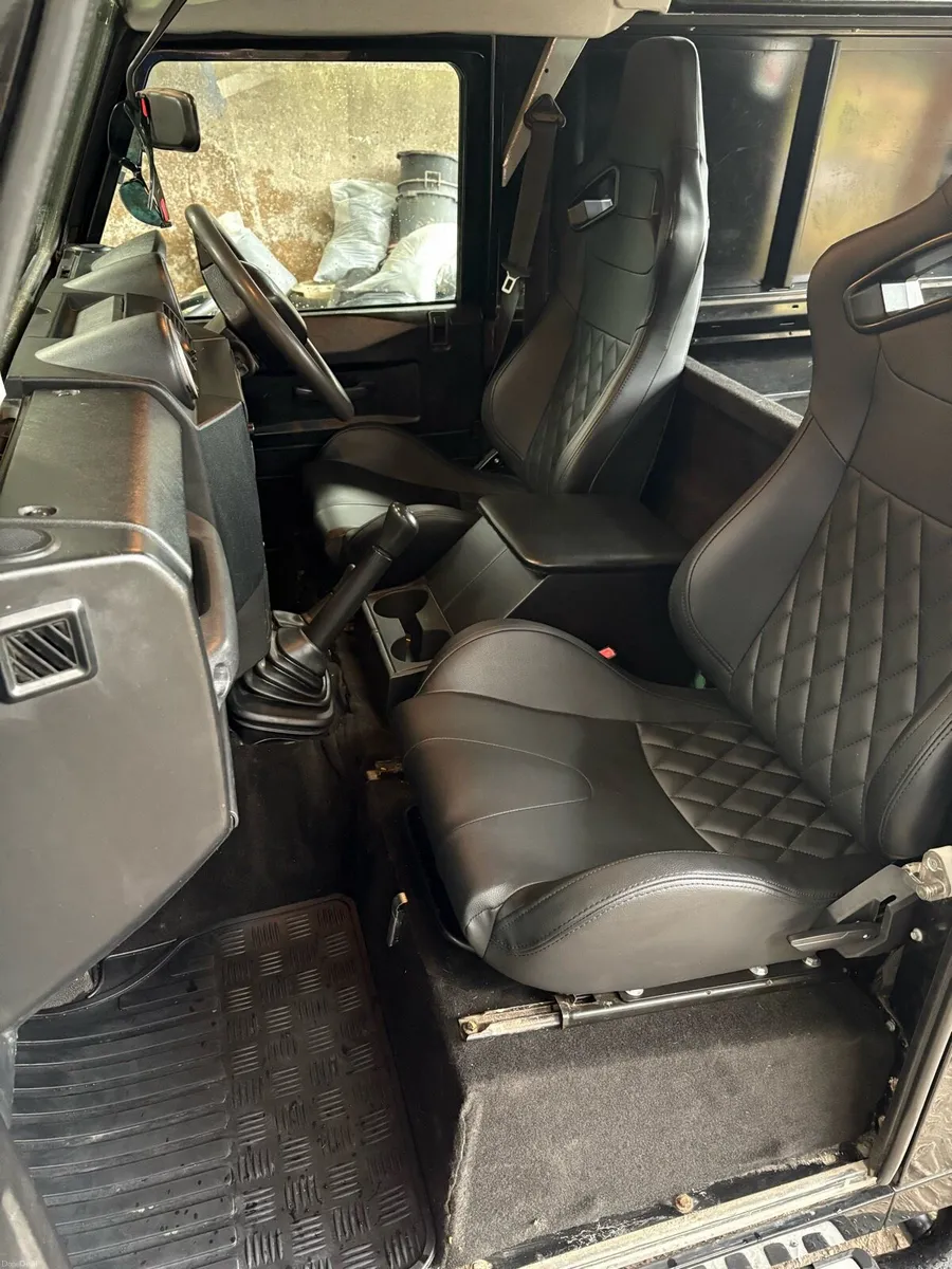 2013 Land Rover Defender 90 Refurbished Engine - Image 5