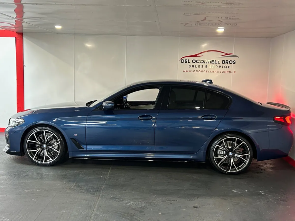 BMW 5-Series D 5SMA 4DR AUTO - Image 4