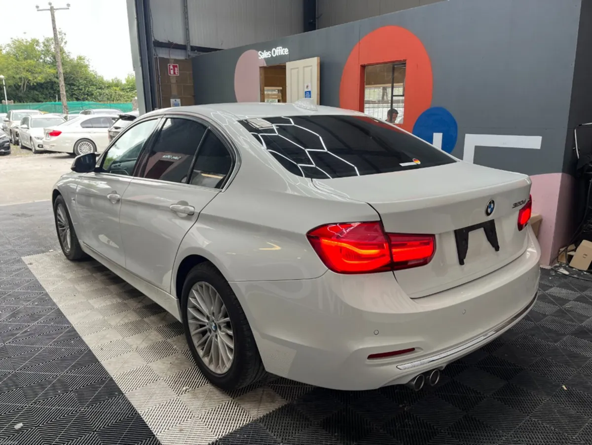 BMW 3-Series 2017 BMW 320D 2.0 AUTOMATIC / CRUISE - Image 4