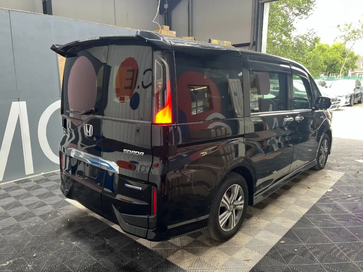 Honda Stepwagon 2019 HONDA STEPWAGON SPADA HYBRID - Image 2