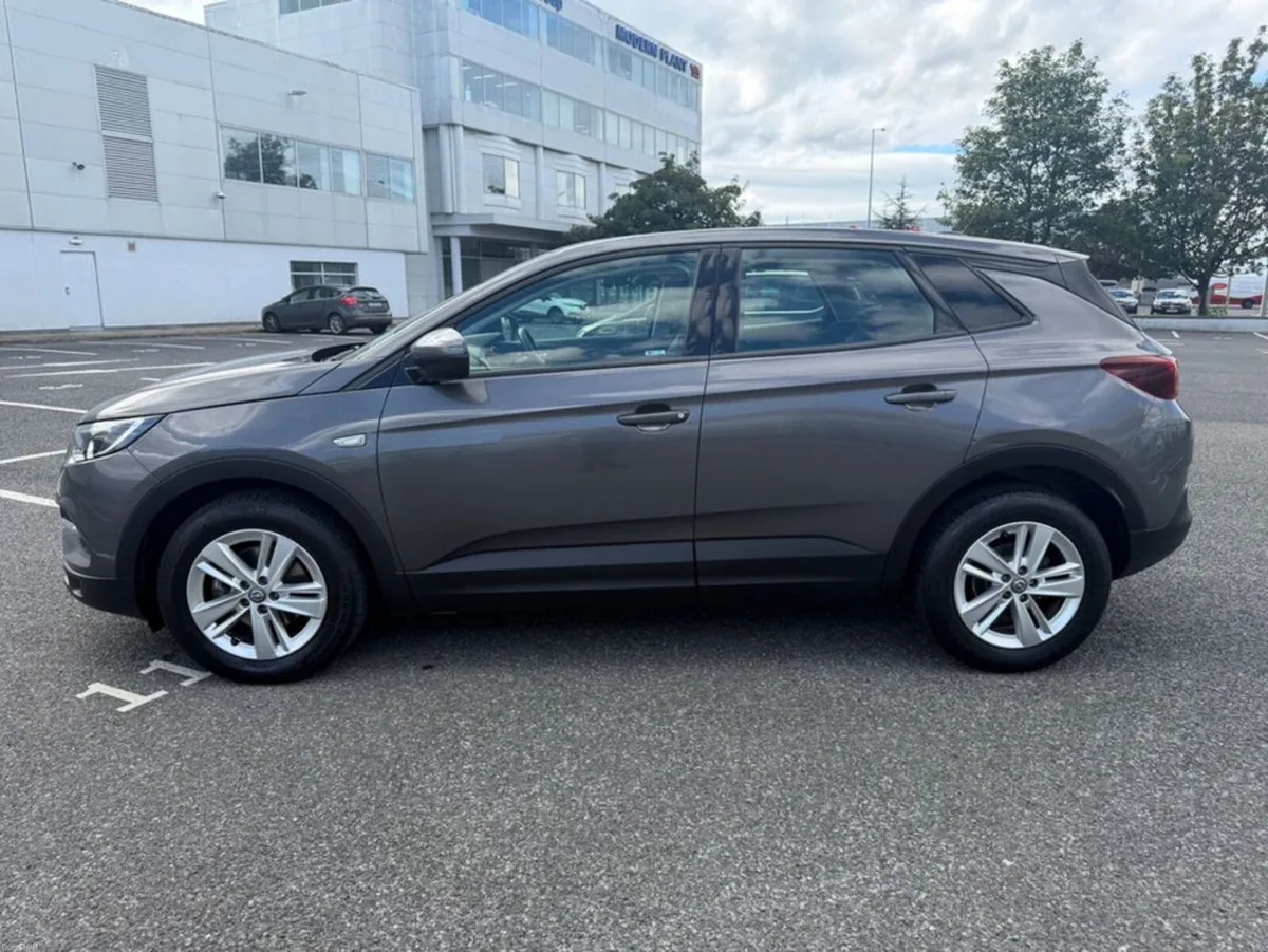 Opel Grandland X 1.6 TURBO DIESEL, HUGH BOOT, LOW - Image 5