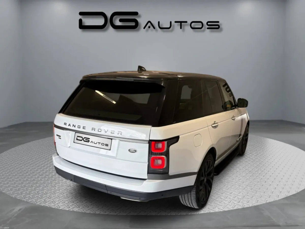 Land Rover Range Rover AUTOBIOGRAPHY - LOW KMs - P - Image 4
