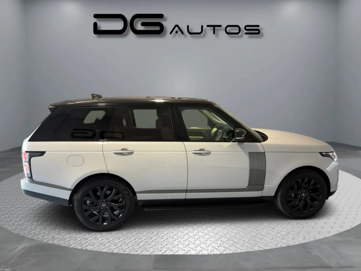 Land Rover Range Rover AUTOBIOGRAPHY - LOW KMs - P - Image 5