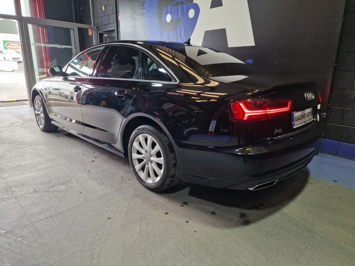 Audi A6 AUTOMATIC-LOW MILEAGE--SAT NAV, PARKING SE - Image 6