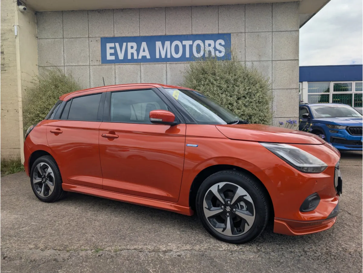 Suzuki Swift MZ MHEV AUTOMATIC 1.2 PETROL //VERY L - Image 3