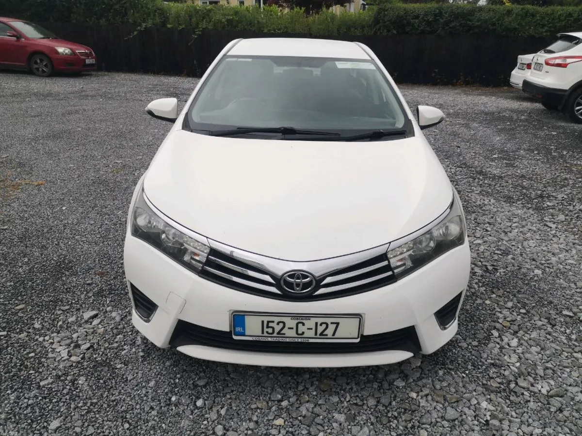 2015 Toyota Corolla 1.4D4D - Image 2