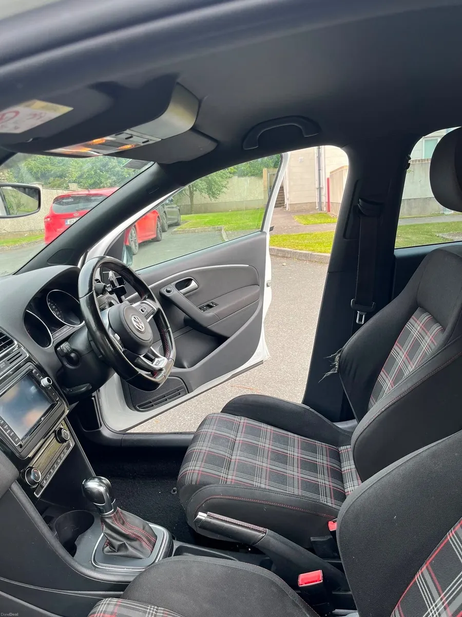 Volkswagen Polo 2016 - Image 4