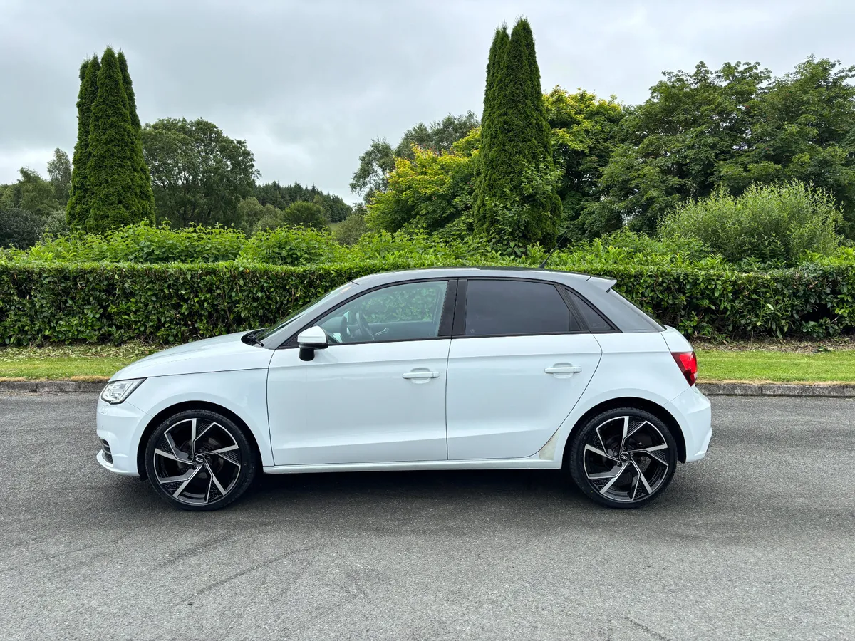 AUDI A1 1.0 TFSI AUTO 2017 - Image 5