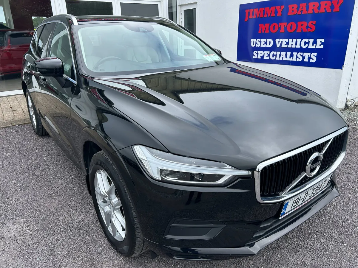 2019 Volvo XC60 D3 MOMENTUM 5DR - Image 1