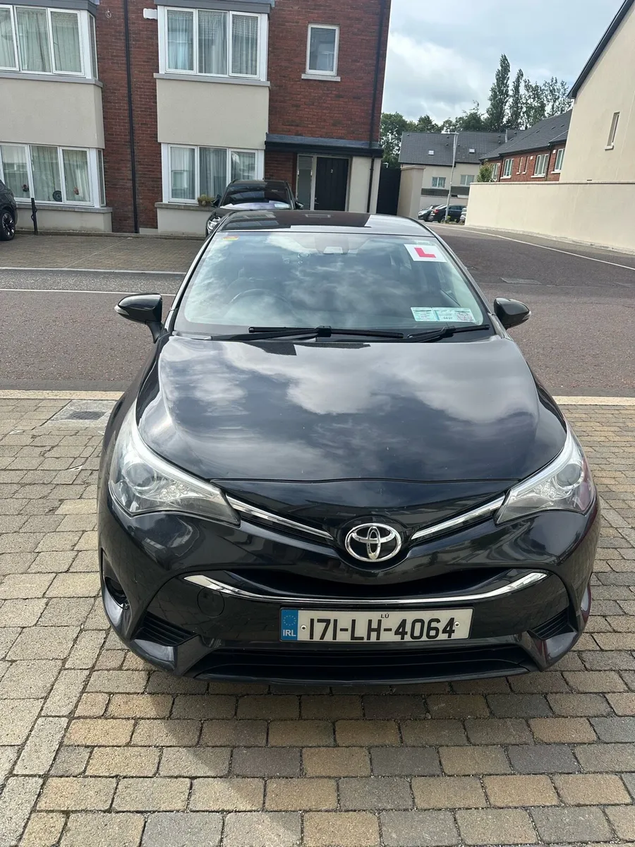 Toyota Avensis 1.6 D-4D 2017 - Long NCT & Road TAX - Image 1