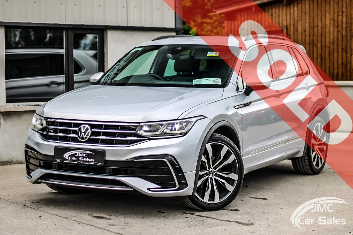 2021 VOLKSWAGEN TIGUAN R-LINE - Image 1