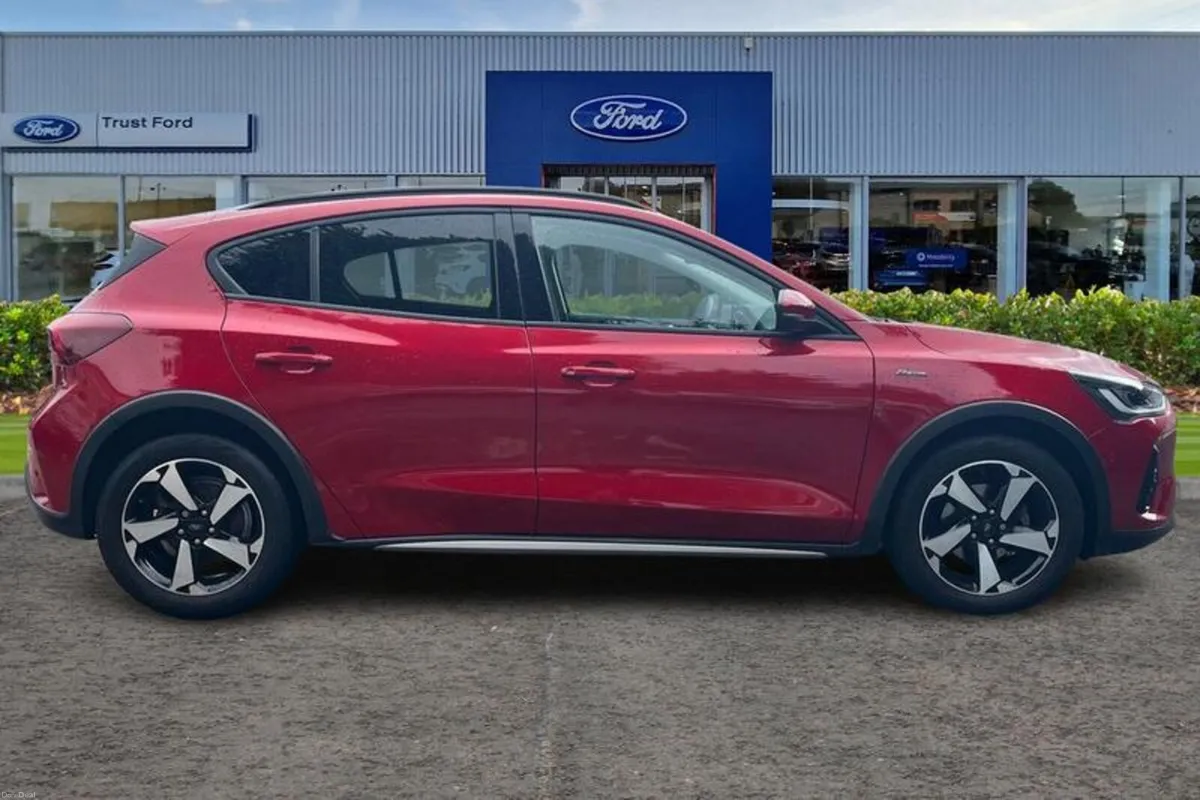 Ford Focus Active - Image 3