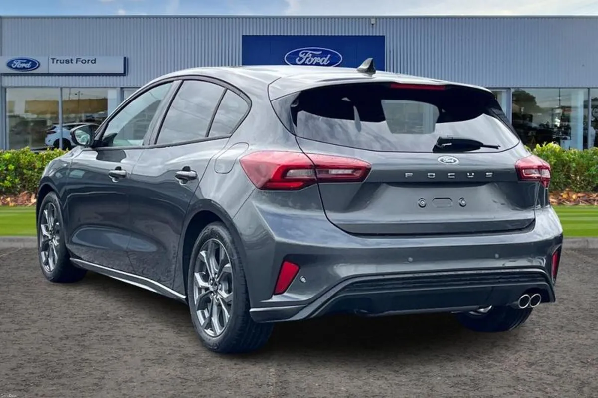 Ford Focus ST-Line - Image 2
