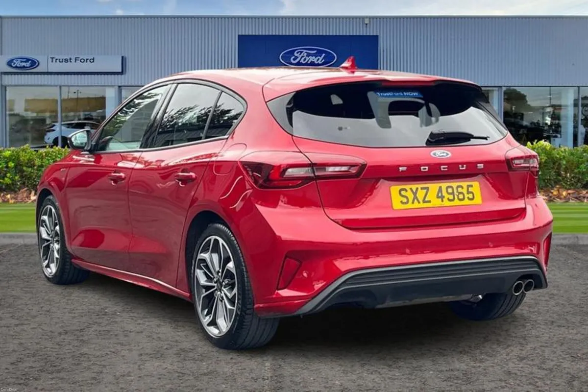 Ford Focus ST-Line X - Image 2