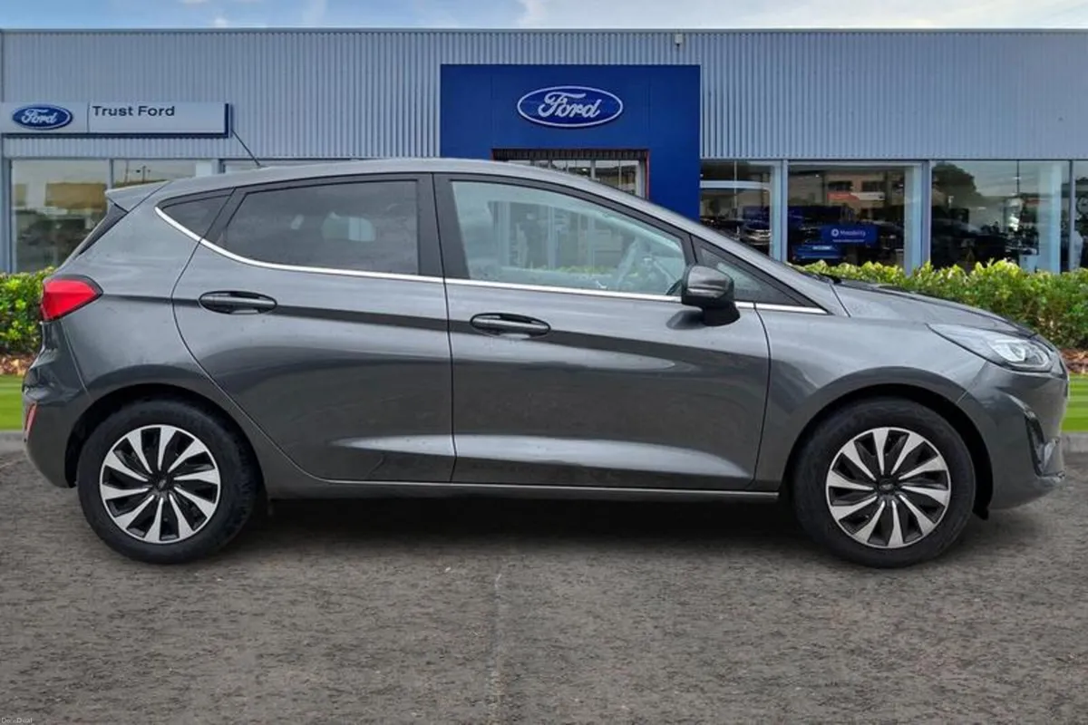 Ford Fiesta Titanium - Image 3