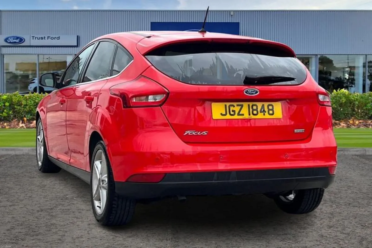Ford Focus Zetec Edition - Image 2
