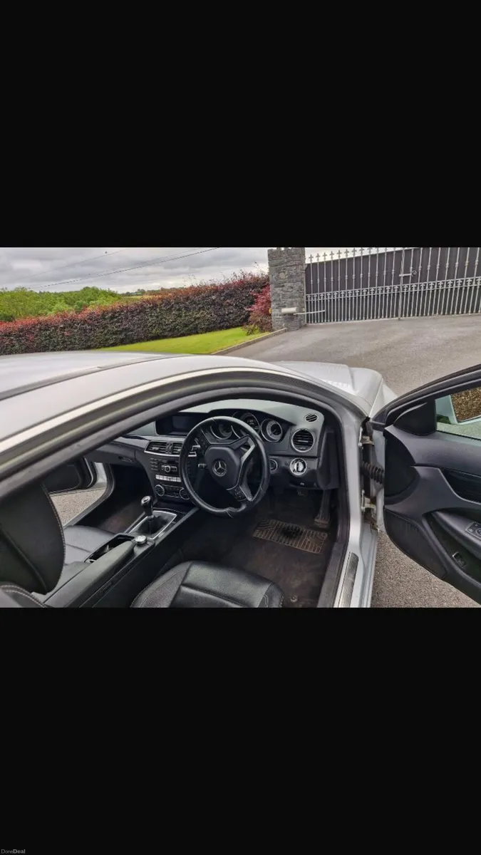 2014 Mercedes-Benz C220 CDI Executive - Image 3