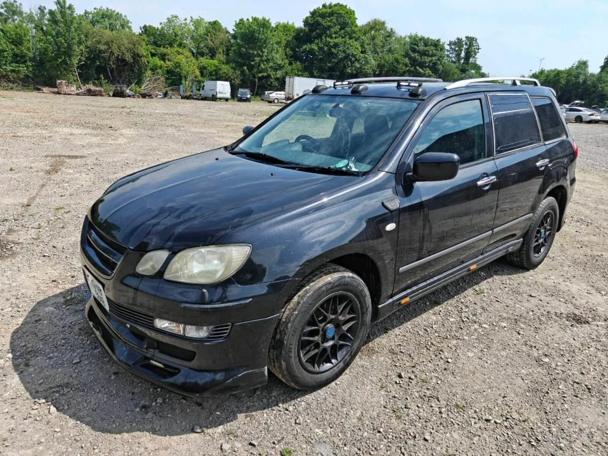 2002 Mitsubishi airtrek - Image 3