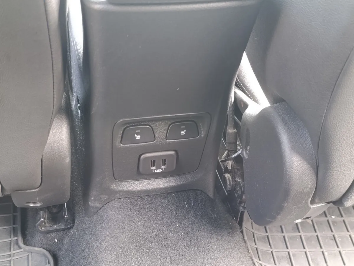 Vauxhall Astra 2018 - Image 2