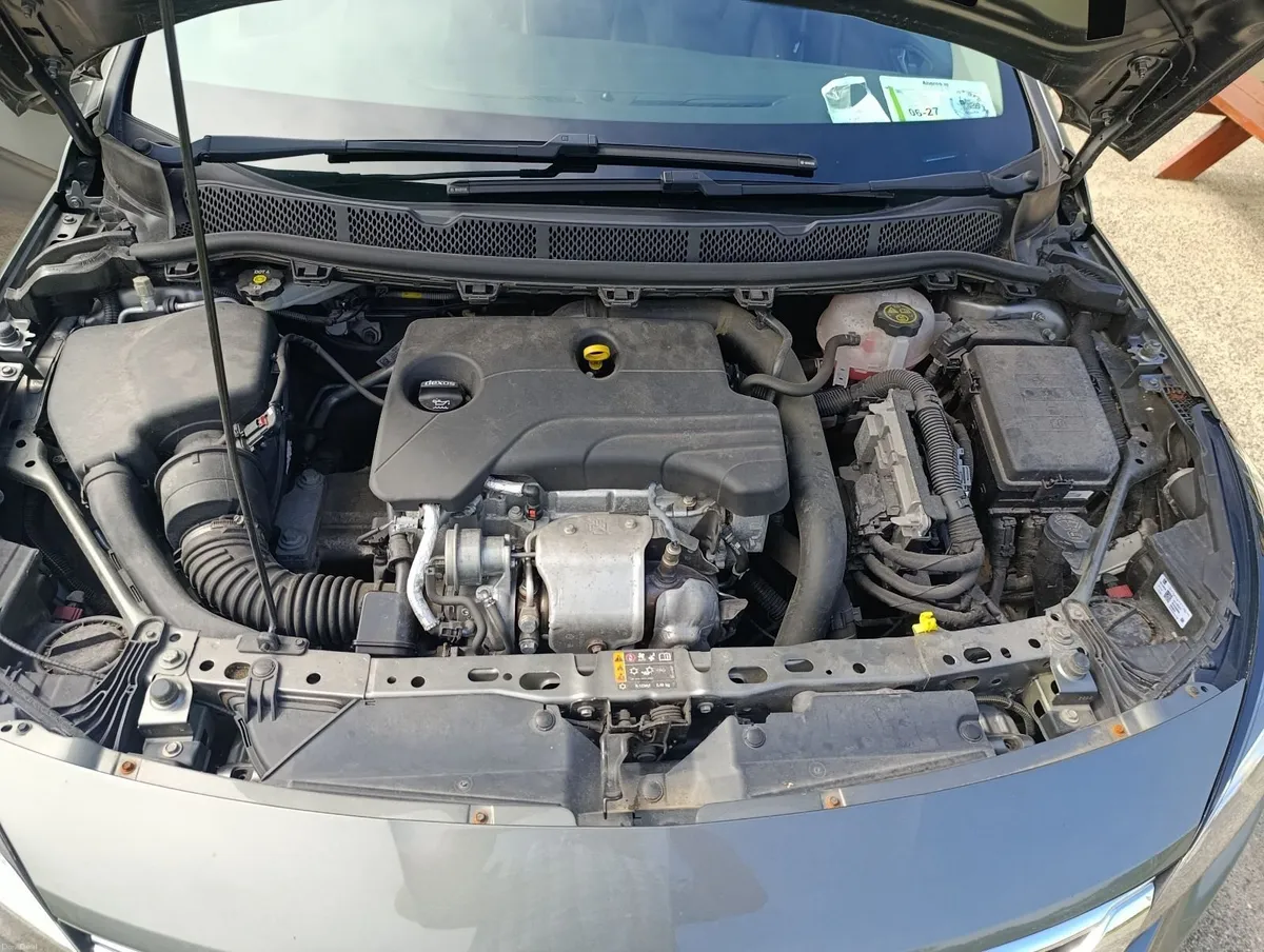 Vauxhall Astra 2018 - Image 5