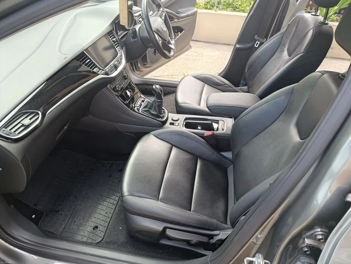 Vauxhall Astra 2018 - Image 6
