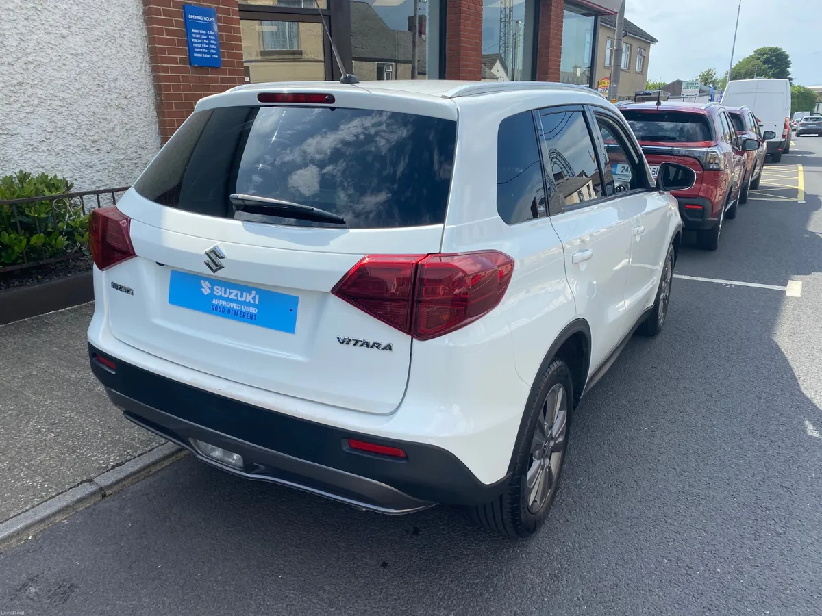 Suzuki Vitara 1.4 SZ-T Automatic - Image 4