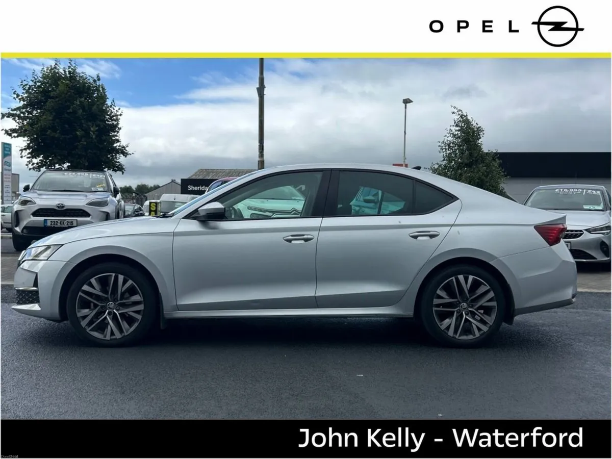 Skoda Octavia Selection 1.5TSI 115HP - Image 3