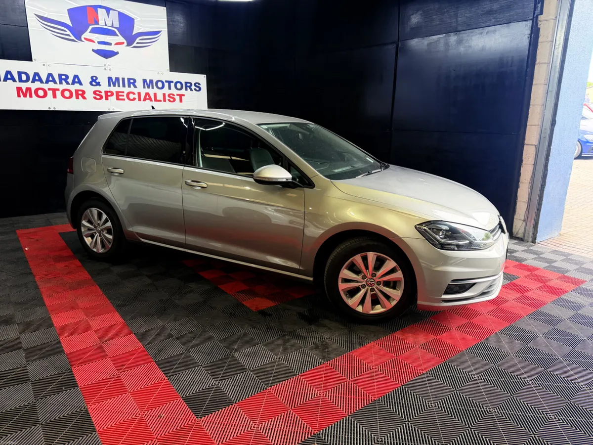 Volkswagen Golf 2017 Automatic - Image 3