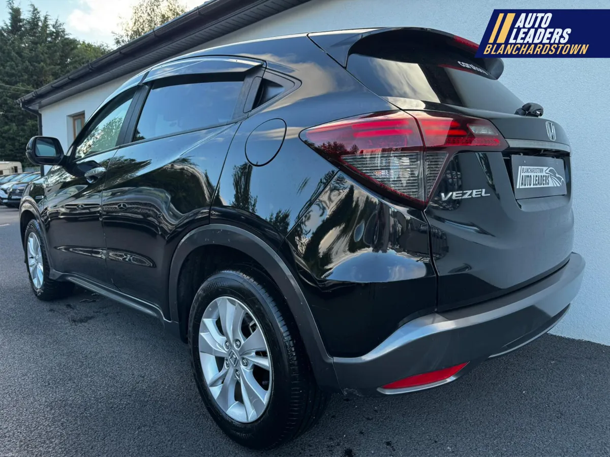 (202) HONDA VEZEL 1.5 HYBRID 150 BHP - Image 4