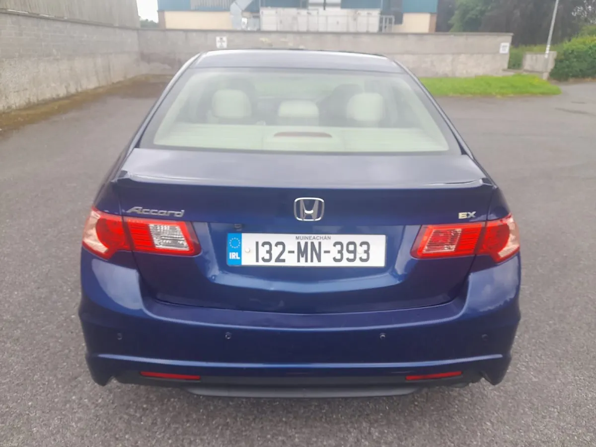 Honda Accord 2013 - Image 1